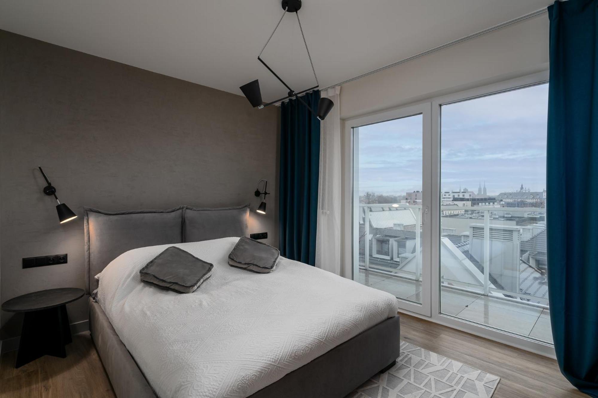 Nice View Apartment, Free Underground Parking, City Square 6 Min วรอตซวาฟ ภายนอก รูปภาพ